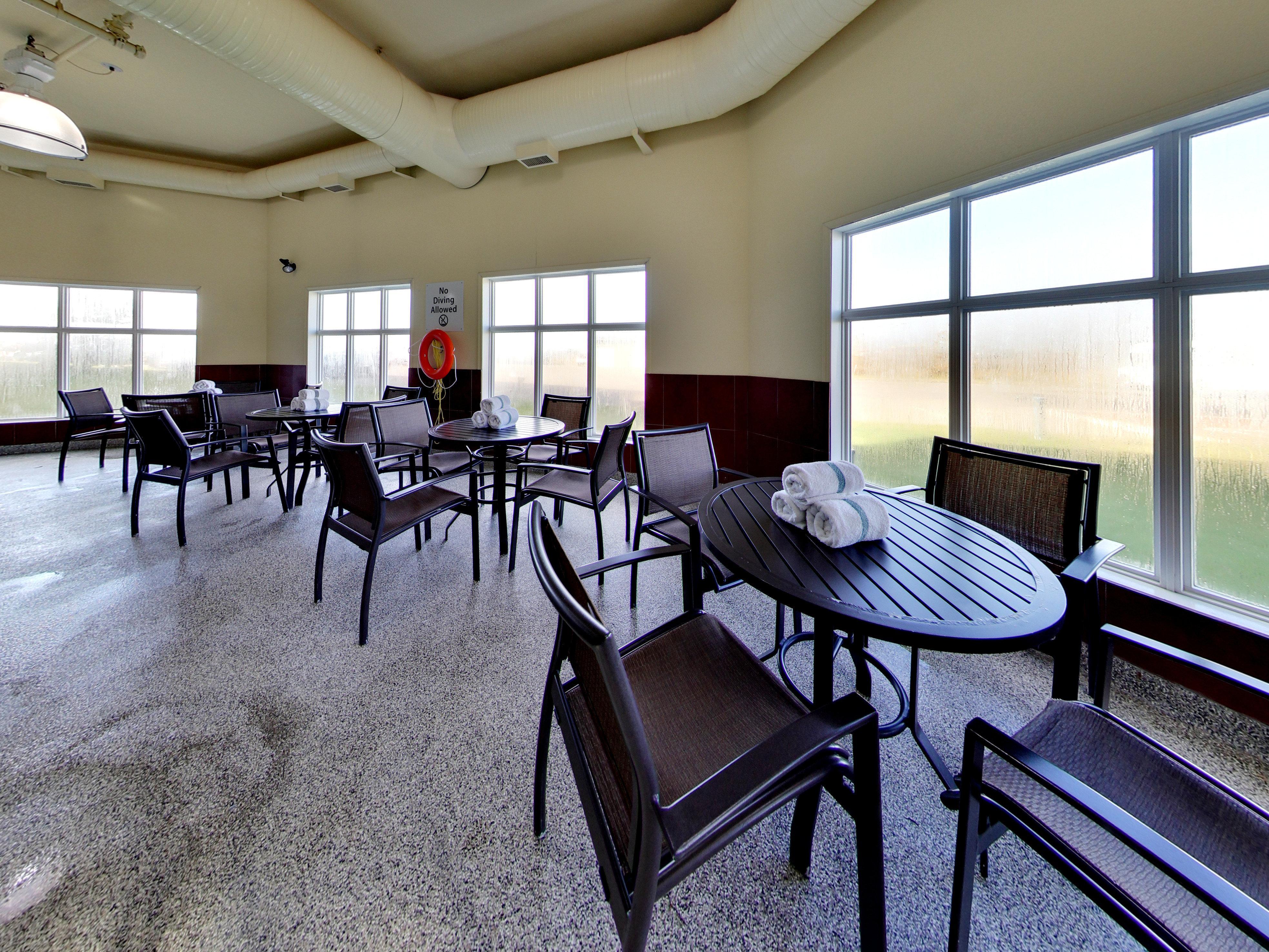 Holiday Inn Express Hotel & Suites - Edmonton International Airport By Ihg Nisku Exterior foto